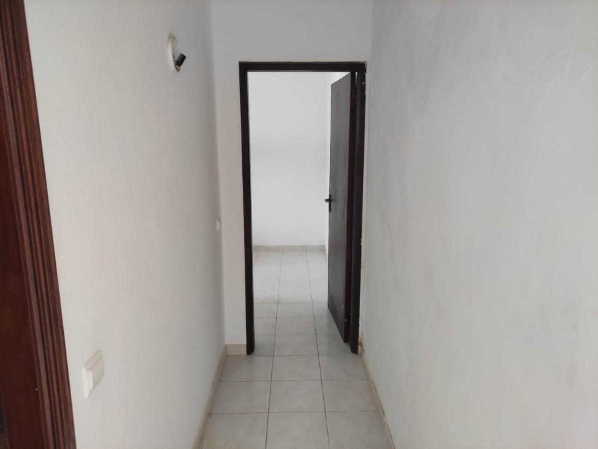 Pedro Samora Hostal Albufeira